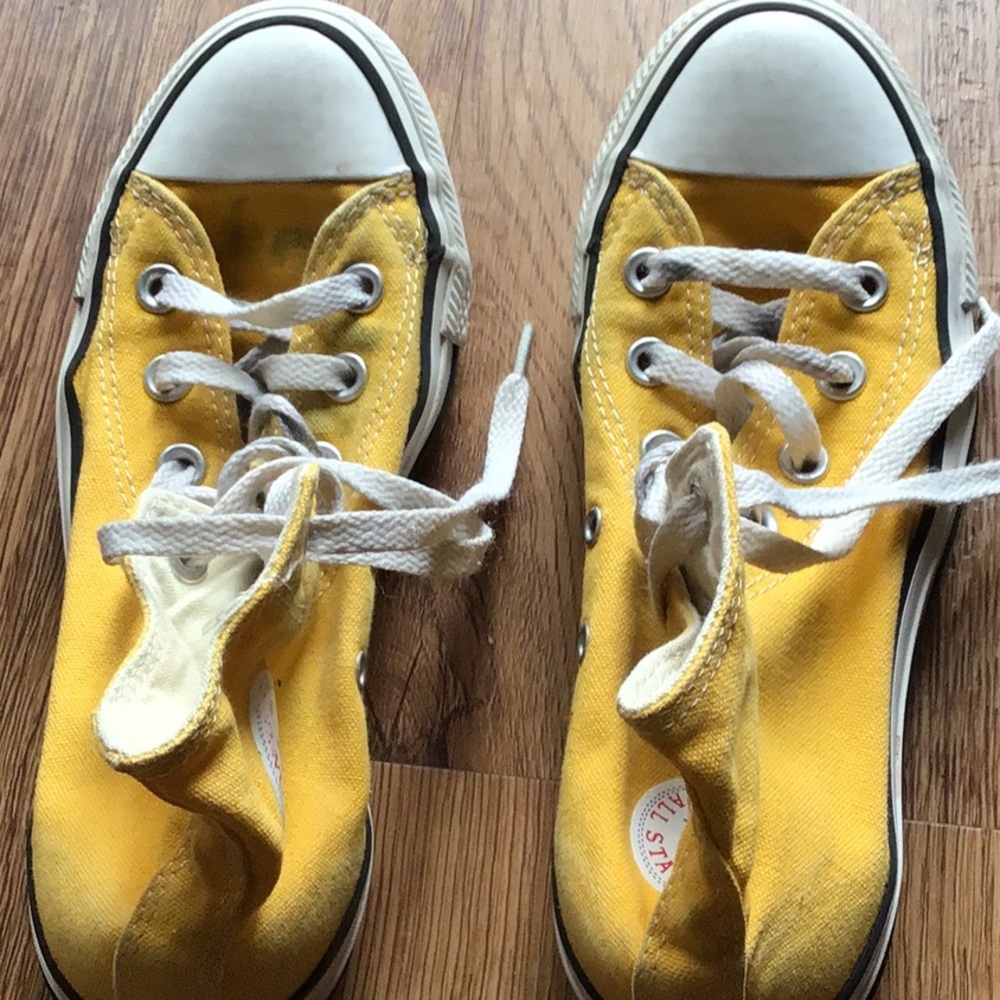 Converse Hi tops